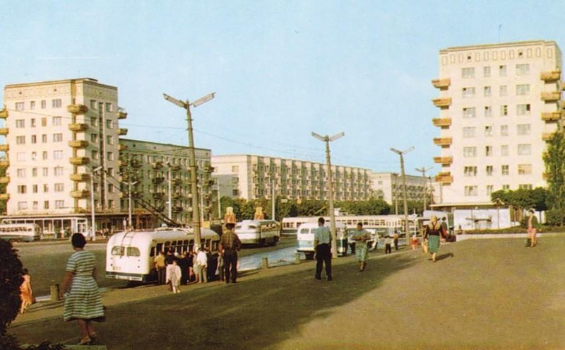Площадь Победы, 1960-е годы