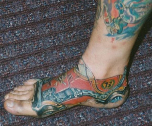 Сумасшедшие татуировки  (35 фото)