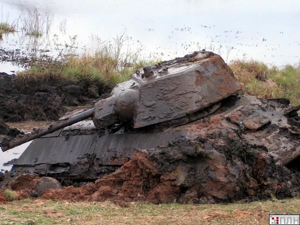 В озере нашли Т-34 времен Второй Мировой (13 фото)