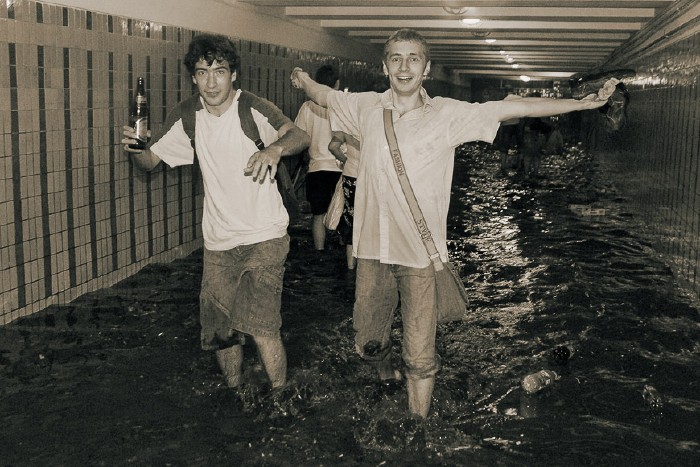 Затоп в киевском метро (12 фото)