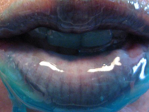 Красивые фото губ (14 фото)