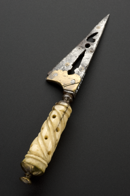 нож для обрезания (1770)