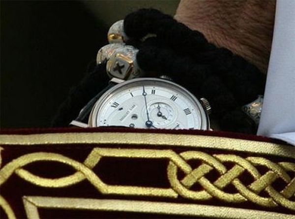 Какие часы носит Патриарх Кирилл (4 фото)