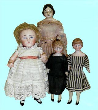 Старинные куклы и их гардероб  (88 фото)
