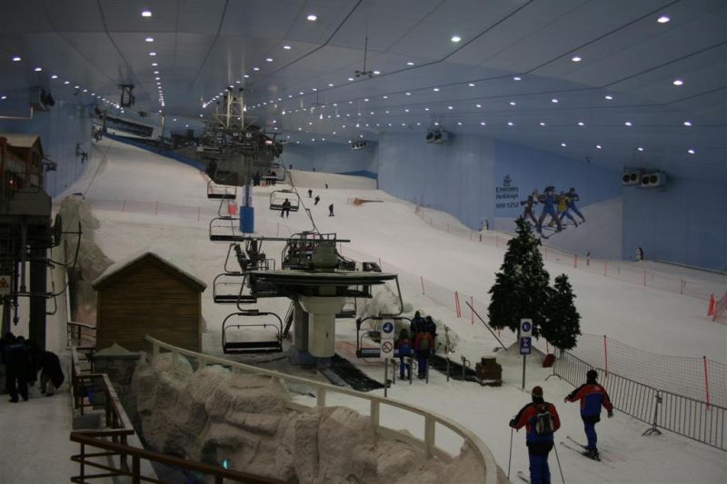 Всесезонный горнолыжный курорт  Ski Dubai (27 фото)