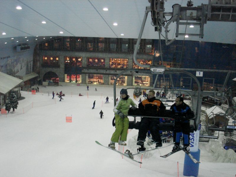 Всесезонный горнолыжный курорт  Ski Dubai (27 фото)