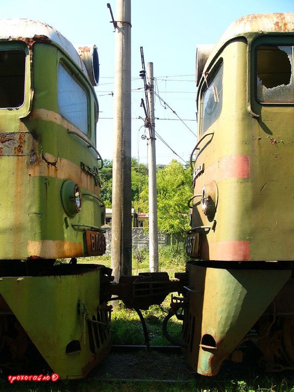 Кладбище поездов (45 фото)