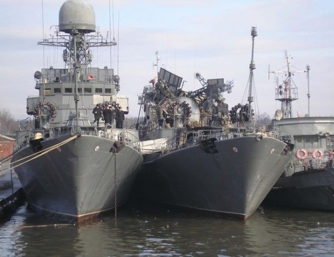 Российский корабль после боя (13 фото)