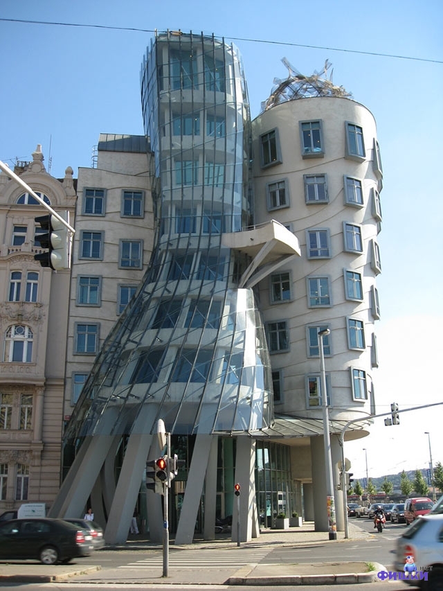 Танцующее здание (Прага, Чешская республика)