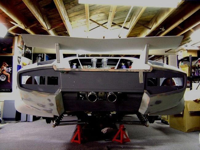 Lamborghini из подвала (37 фото)