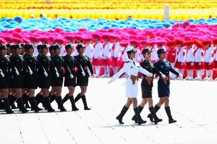Китай с размахом празднует юбилей (49 фото)
