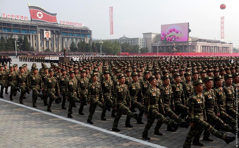 Большой парад в Пхеньяне (21 фото)